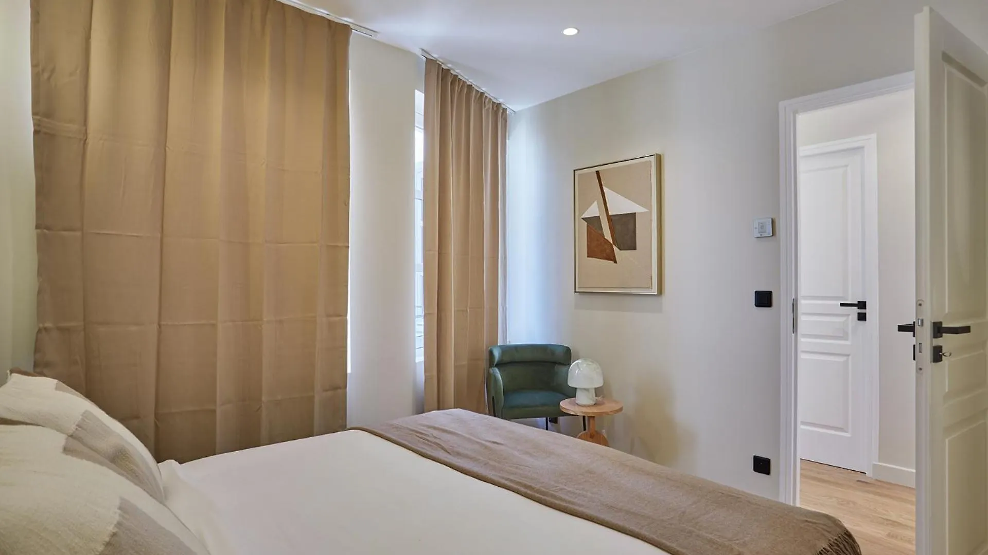 Apartment Le Marais By Studio Prestige Parigi
